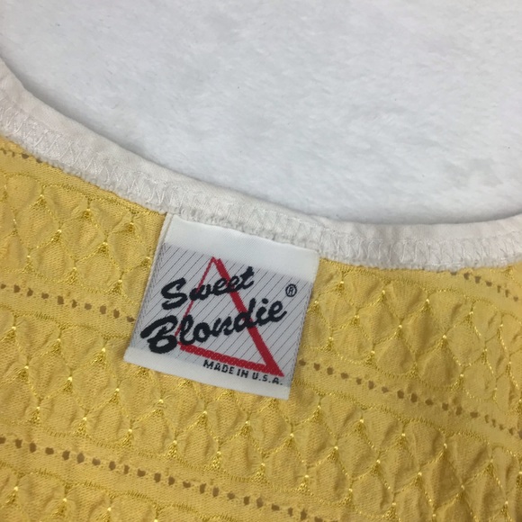 VTG Sweet Blondie Top Sz S/M Yellow Textured S/S - Picture 2 of 6